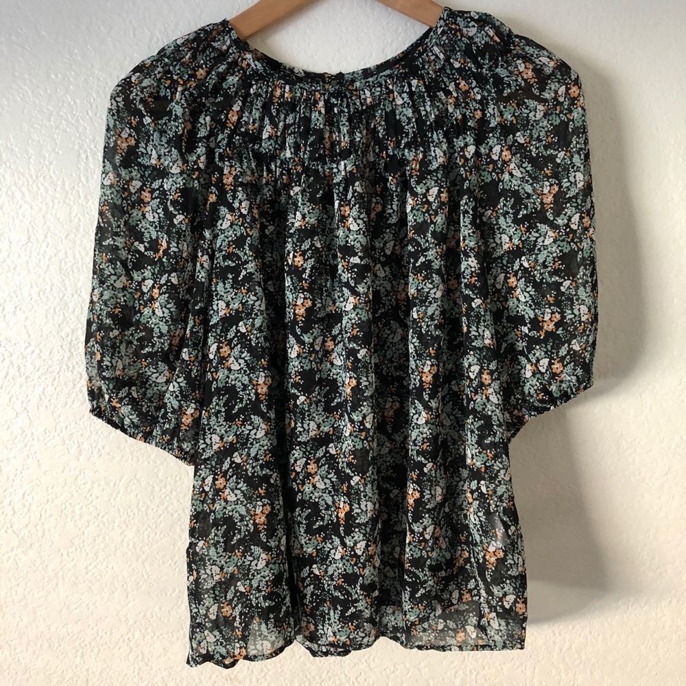 Banana Republic Floral puff sleeve